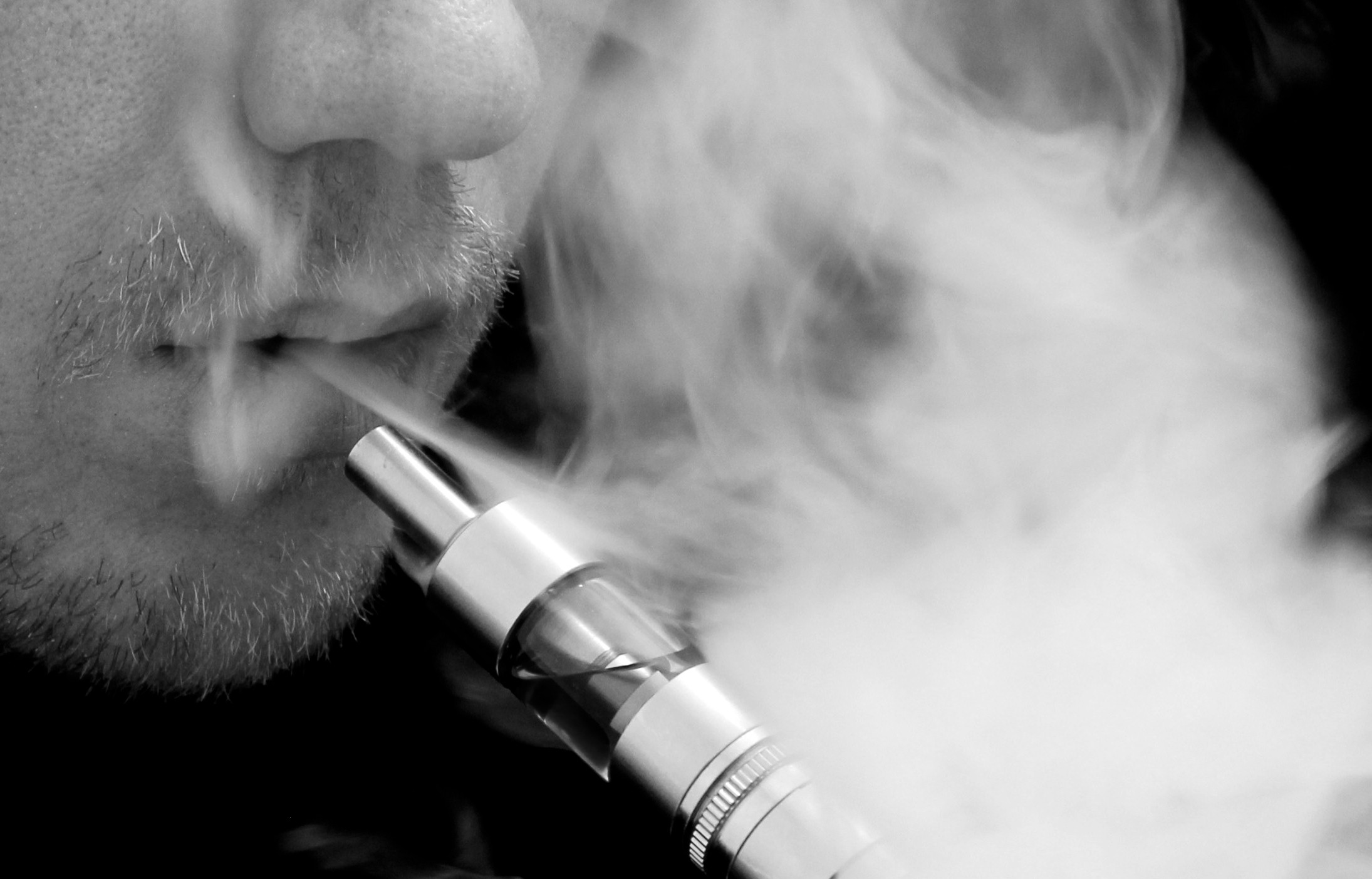 E-cigarettes linked to Fatal chemical that causes Popcorn Lung