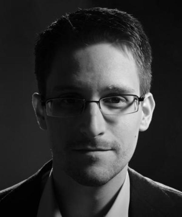 Edward Snowden Designs Spy-Proof Phone Protector