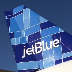 #JetBlue Flight 429 Experienced Heavy #Turbulence Results in 24 Sent to Hospital